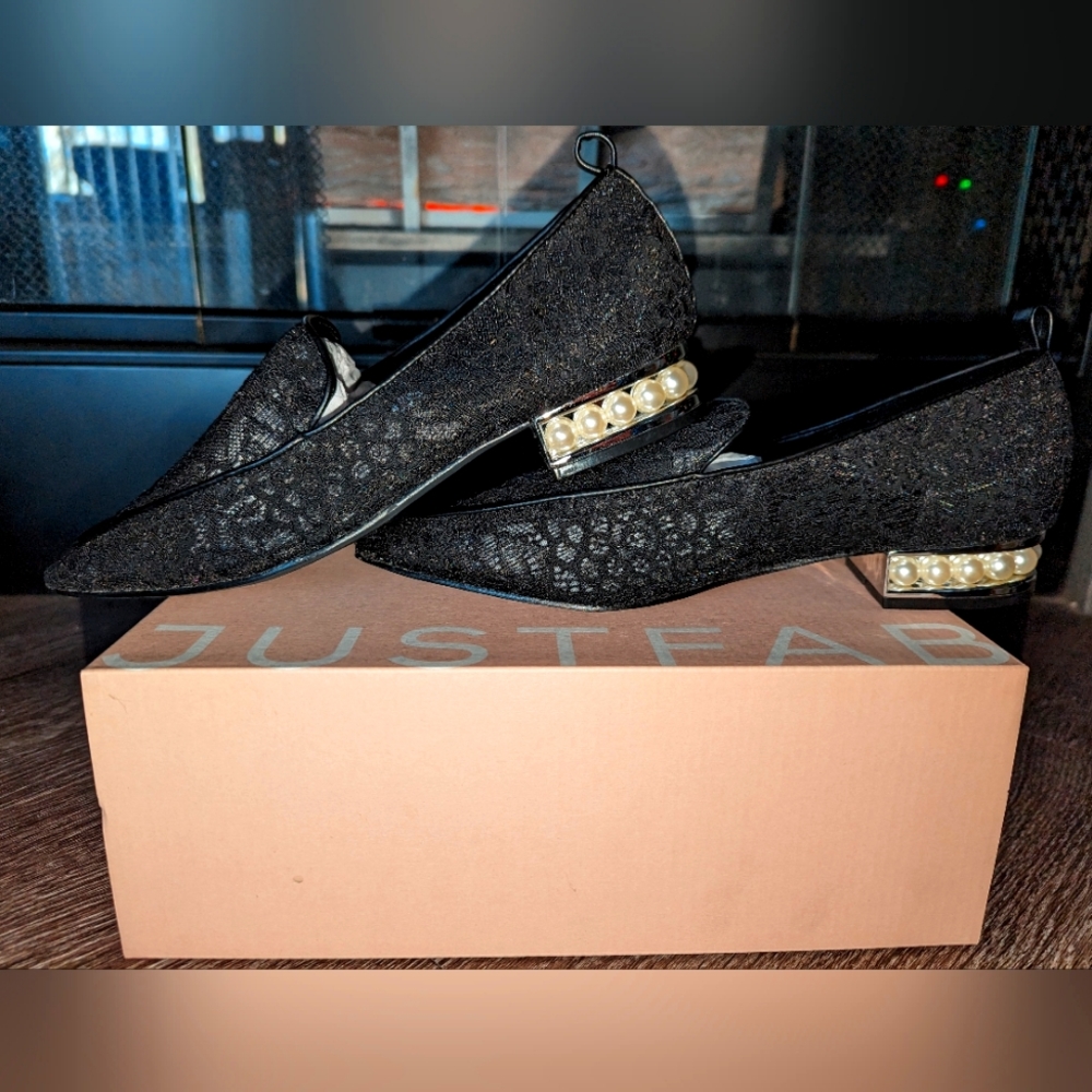 NWT Black Caviar Flats, size 9, JustFab